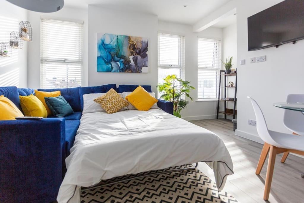 2 Bed Apartment Near The Beach サウスエンド・オン・シー エクステリア 写真
